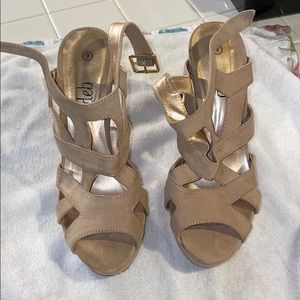 Super cute high Heels